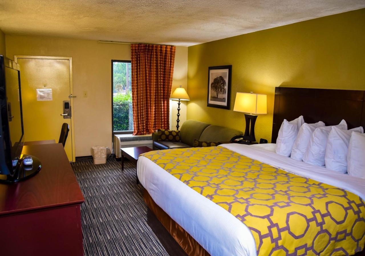 Baymont By Wyndham Columbus Ga Hotel Bagian luar foto